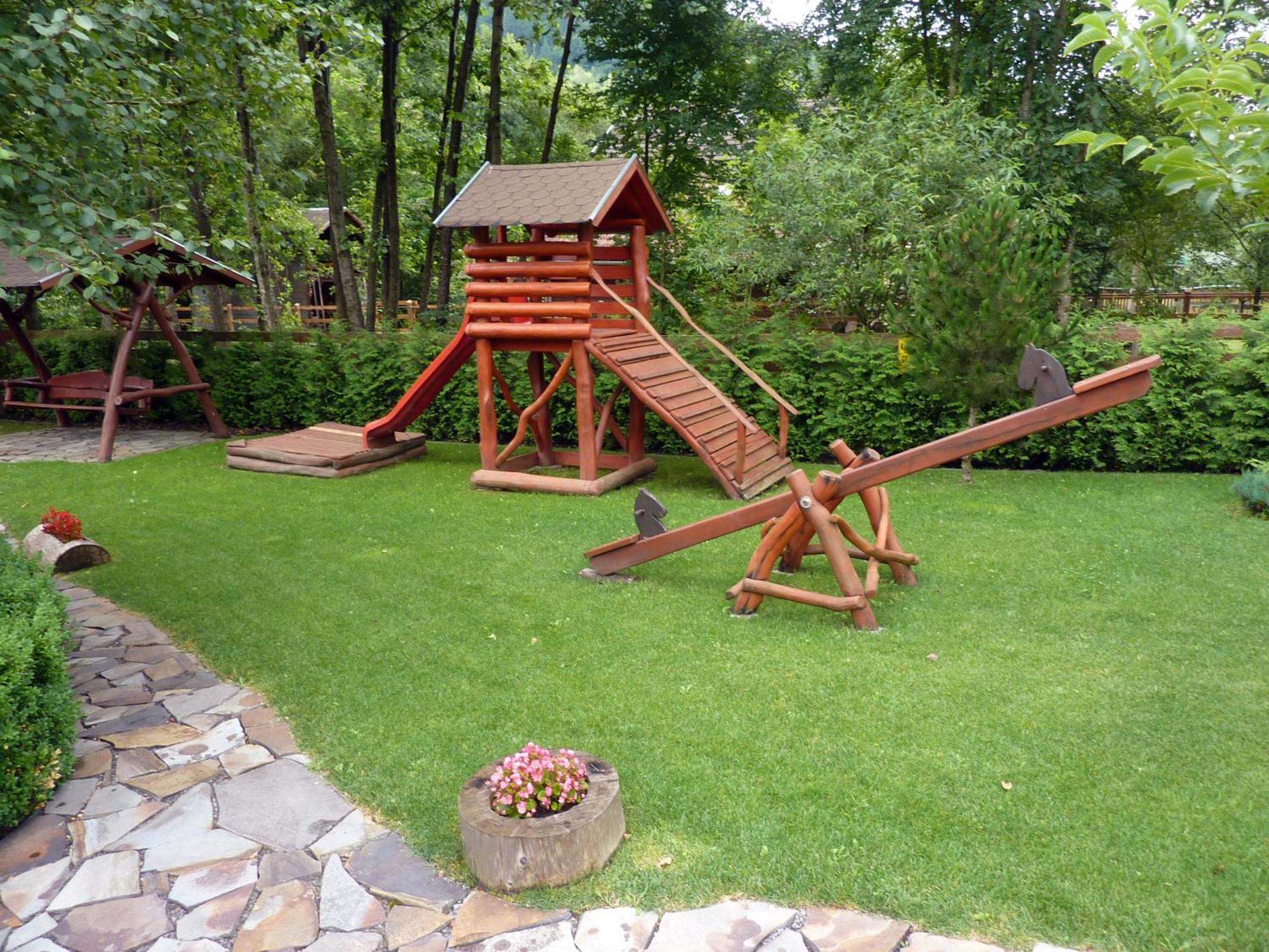 Nagy Lak Villa Sub Cetate ภายนอก รูปภาพ